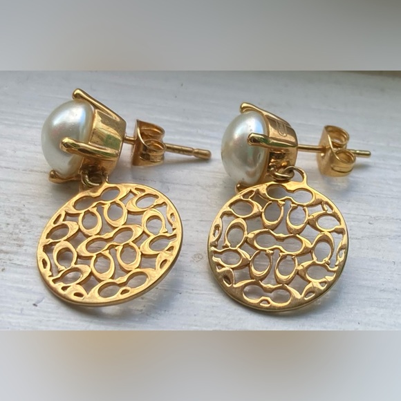 COACH Signature Logo, Pearl Drop Earrings - Picture 1 of 5